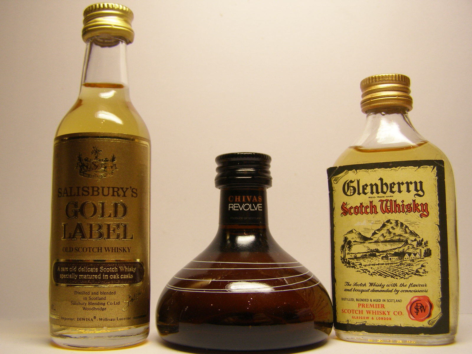 SALISBURY´S , CHIVAS REVOLVE , GLENBERRY