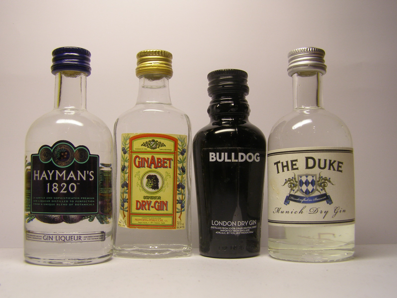 HAYMAN´S , GIN ABET , BULLDOG , THE DUKE