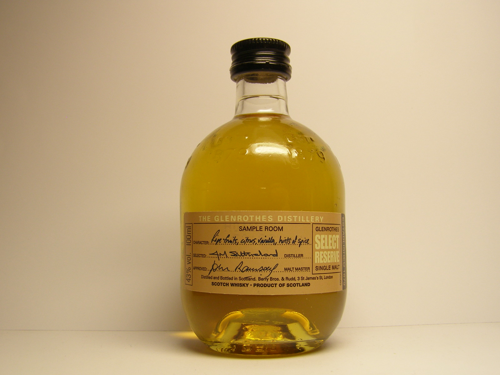 SELECT RESERVE SMSW 100ml 43%vol.